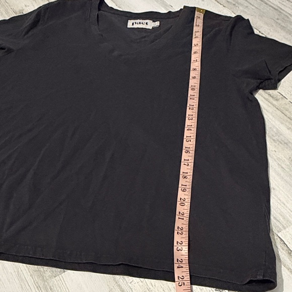Pact Soft Spun Charcoal V- Neck Tee Size Large - Picture 5 of 6